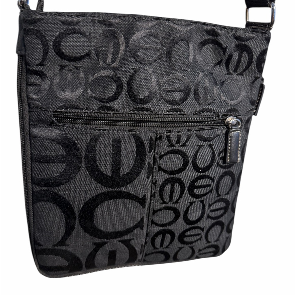 Stylish Black Patchwork Crossbody Bag - image 3